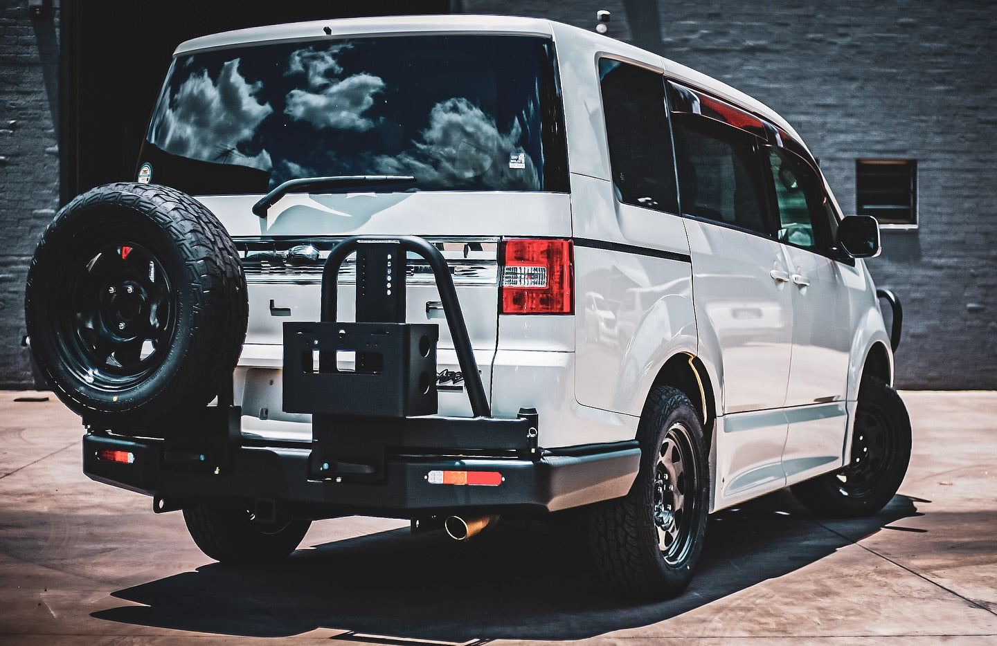 Mitsubishi Delica D5