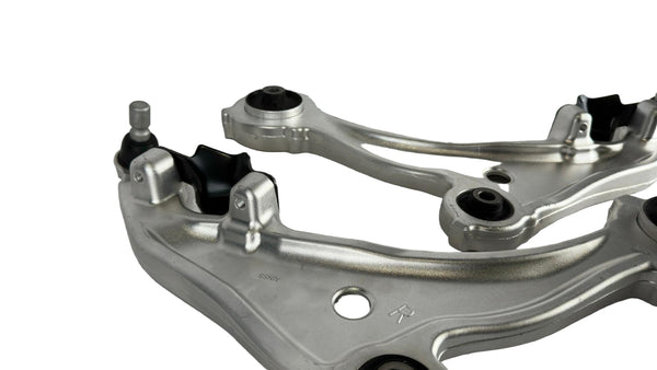 Nissan Elgrand E52 lower control arms (Pair)