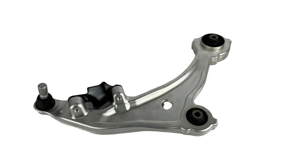 Nissan Elgrand E52 lower control arms (Pair)